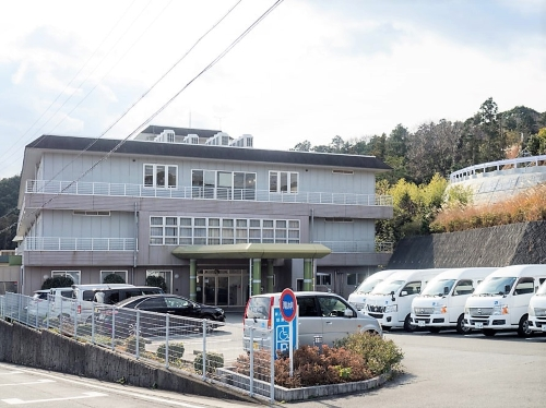 介護老人保健施設鳥羽豊和苑の写真1
