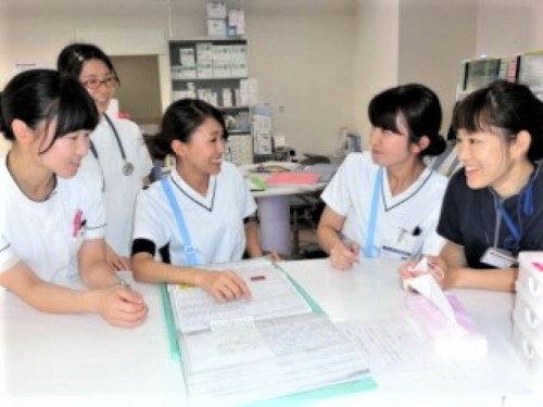 狭山神経内科病院の写真2