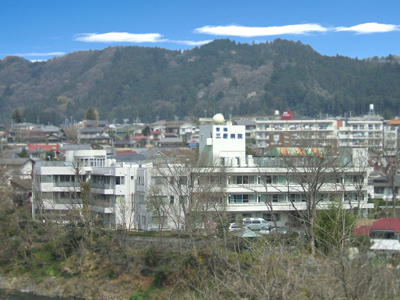 青梅三慶病院の写真1