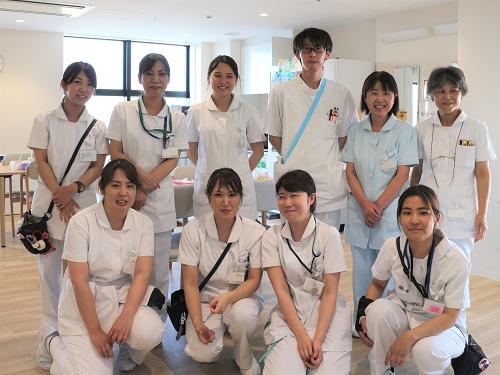 ▲3歳までのお子さまをお持ちの方は、昼食・おやつ付きの保育所が利用できます