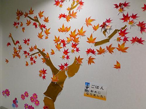 ▲日頃から入居者さまとのコミュニケーションを大切にしながらケアに当たっています