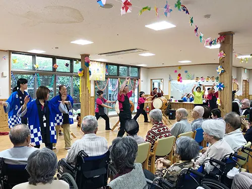 有料老人ホームあっとほーむ東郷の採用担当者インタビューの写真_2枚目
