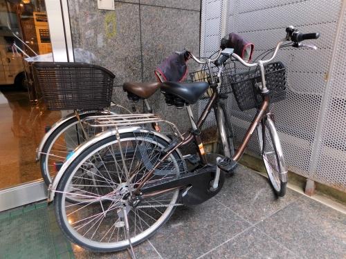 ▲移動手段は電動自転車がメイン! 普通自動車運転免許がなくても勤務できます