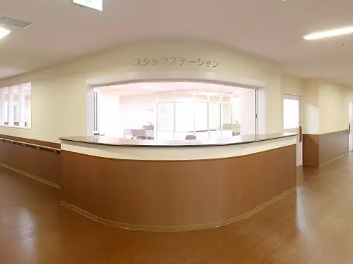 ▲無資格で入職した方や施設の勤務経験をお持ちの方など、さまざまな経歴の方がいます