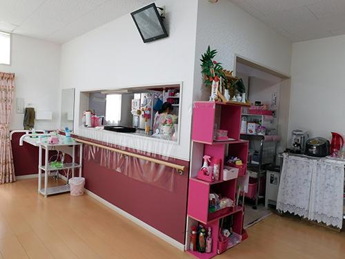 ▲入居者さまとスタッフとが協力しながら共同生活を送っています