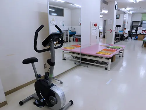 ▲クリニックの入院患者さまや在宅で生活している利用者さまをサポートしています