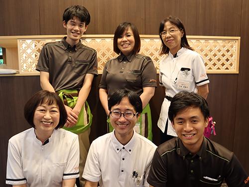 ▲他職種との仲が良く、お互いに協力しながら働いています