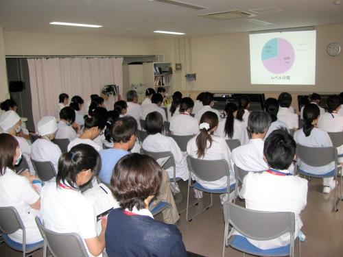 ▲24時間・365日対応の託児所を完備！　0歳～小学3年生のお子さんが利用できます