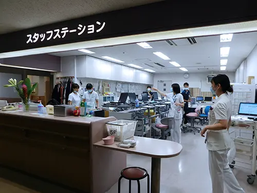▲職員同士が連携し、安心・安全なチーム医療を目指しています