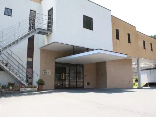 敷地内ではグループホームやデイサービスなど、多様なサービスを展開しています