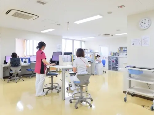 ▲看護協会や徳洲会本部主催の研修にも参加でき、学びたい意欲のある方に適した職場です