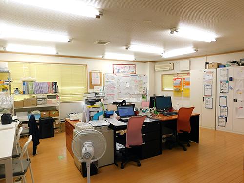 ▲スタッフ間のコミュニケーションが盛んで、しっかり連携が取れています