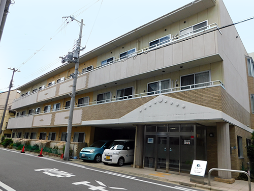 介護付有料老人ホームクルーヴ布施の写真1